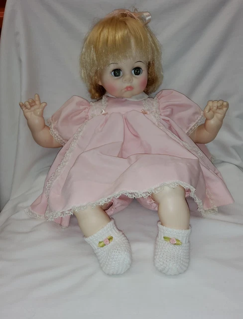 VINTAGE MADAME ALEXANDER PUSSY CAT 20 Baby Doll 35 00 PicClick CA