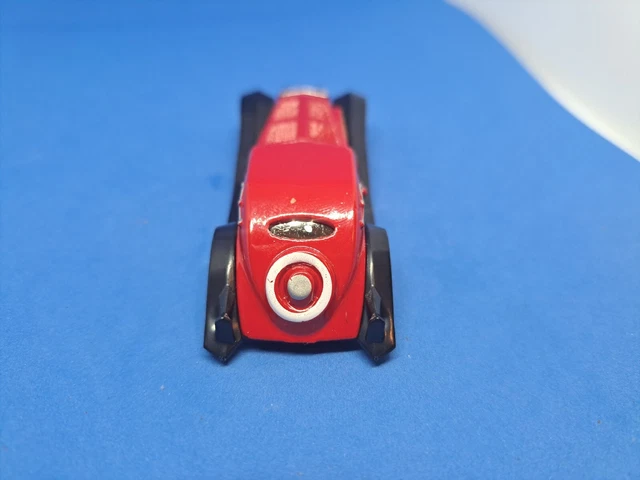 HOT WHEELS CRUELLA De Vil Walt Disney 101 Dalmatiens Panther De Ville