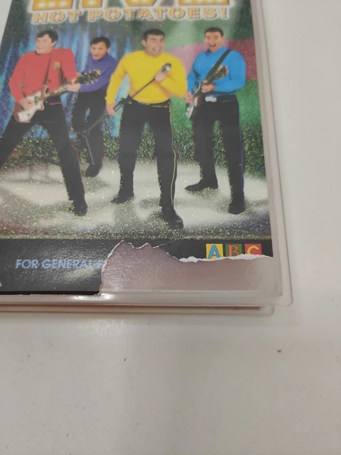 THE WIGGLES LIVE HOT POTATOES PAL VHS VIDEO A RARE FIND Has Damage