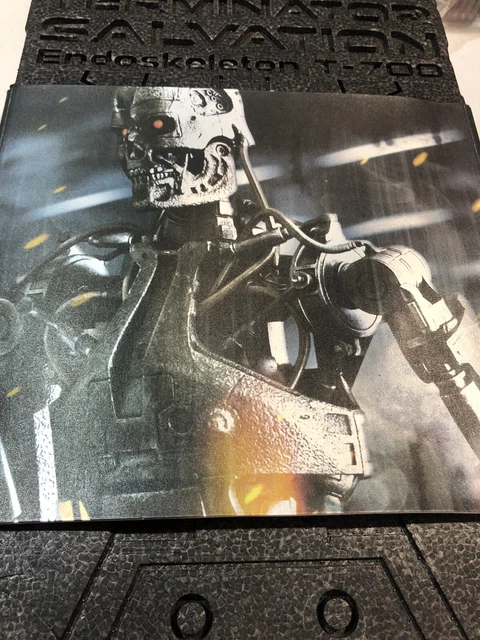 HOT TOYS TERMINATOR Salvation T MMS Scale Figure EMPTY BOX