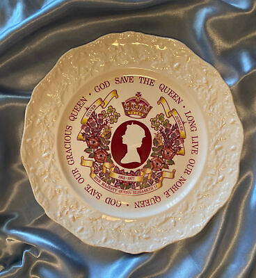 Queen Elizabeth Ii Masons Ironstone Commemorative Plate Silver