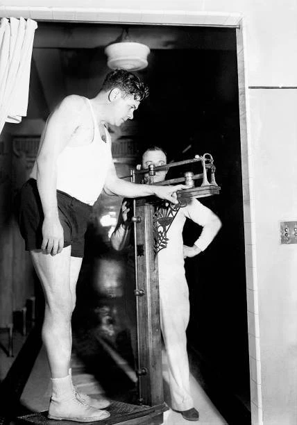 NEW YORK YANKEES Babe Ruth Being Weighed During Training New York Old Photo 8 50 PicClick AU