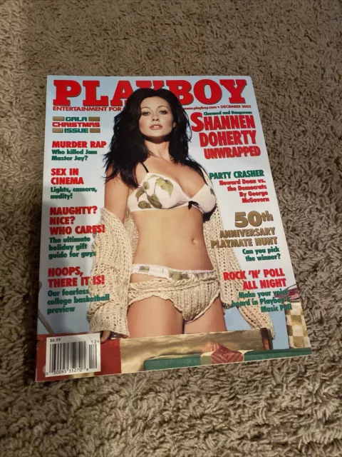 PLAYBOY MAGAZINE DECEMBER 2003 Shannen Doherty Cover Teles Twins