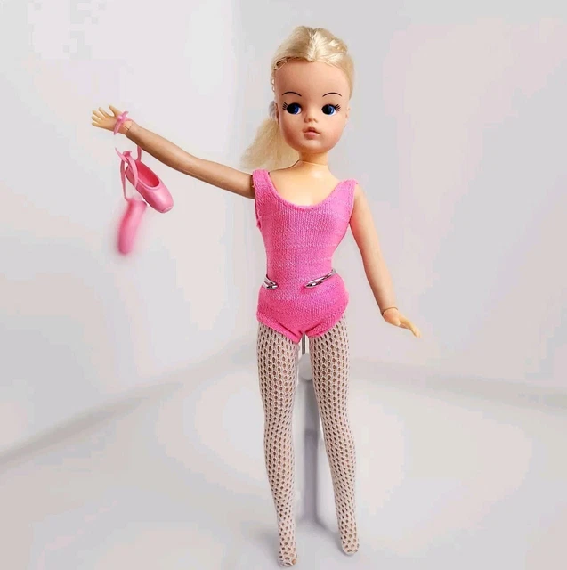 VINTAGE SINDY DOLL Blonde Ballerina Active Poseable Pedigree Pink