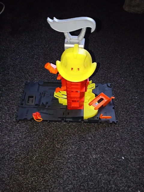 HOT WHEELS CITY Super Loop Fire Station Playset 5 42 PicClick UK