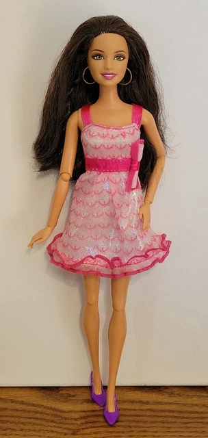 MATTEL BARBIE FASHION Fever Teresa Doll Jointed Brunette Green Eyes