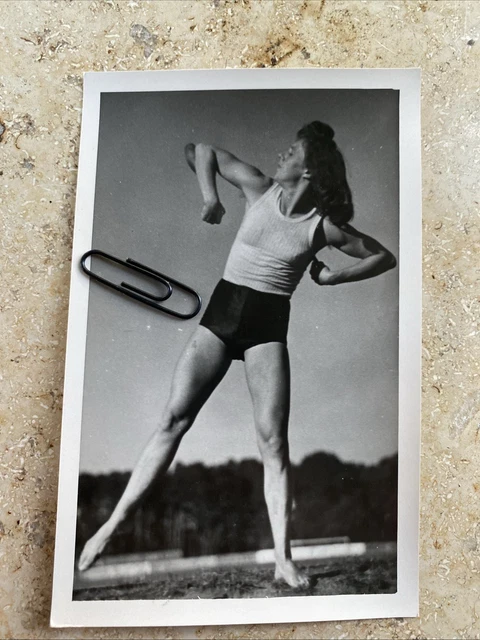 ORIGINAL FOTO TURNEN DTB BDM HJ Gymnastik Sport Frau Mädchen Akt Nude