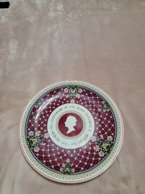Wedgwood Commemorative Plate Queen Elizabeth Ii Th Anniversary