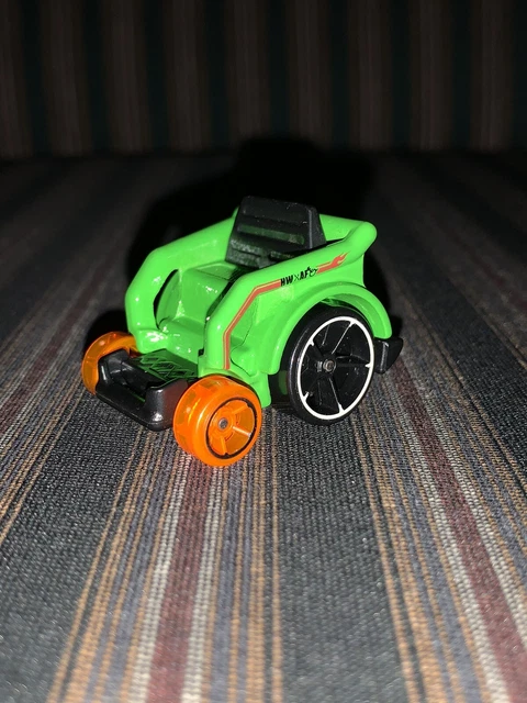 MATTEL HOT WHEELS 2019 Aaron Wheelz Fotheringham Wheelie Chair Green
