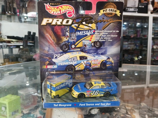 MATTEL HOT WHEELS Pro Racing Pit Crew Collector Edition Ted Musgrave PicClick AU
