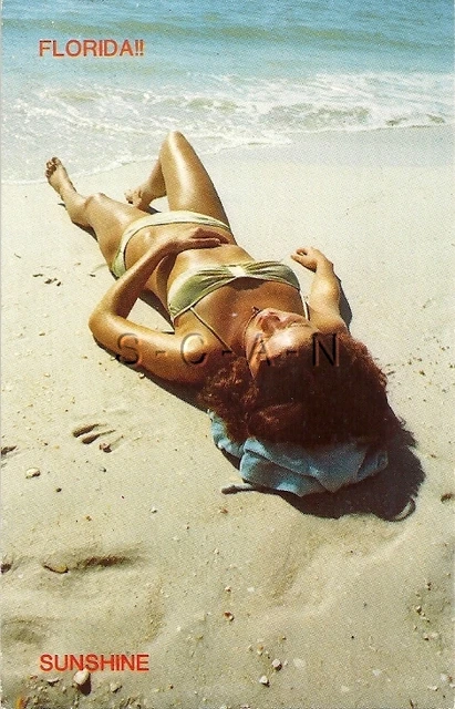 ORIGINAL 1980S RISQUE Pinup PC Brunette In Bikini Lay On Beach Sunshine 1982 12 73