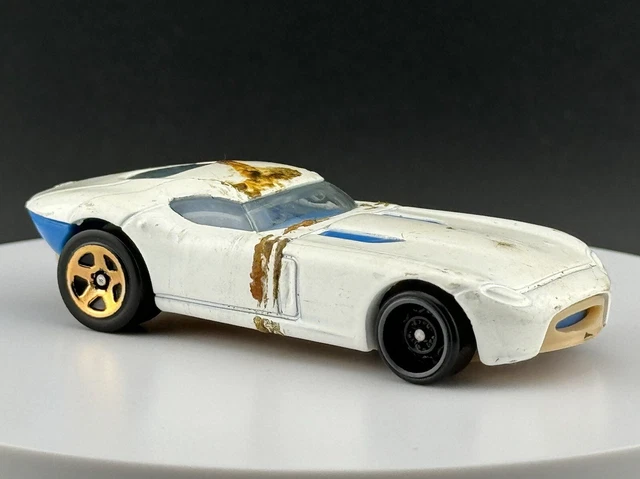 MATTEL HOT WHEELS Factory Prototype Barbie Skin Fast FeLion