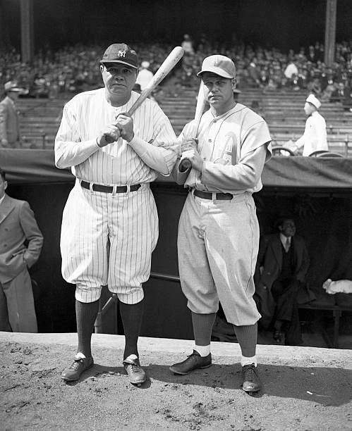 BABE RUTH AND Jimmy Foxx Holding Bats OLD BASEBALL PHOTO