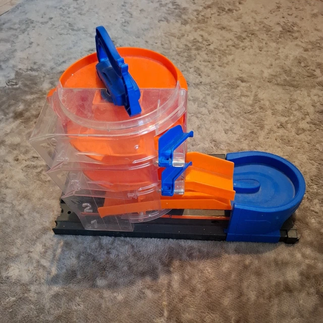 HOT WHEELS CITY Super Spin Dealership Car Launcher 4 99 PicClick UK