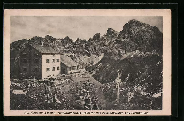 AK Kemptner Hütte, Berghütte mit Krottenspitzen und Muttlerkopf in den Allgäuer