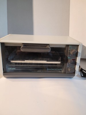Black & Decker Spacemaker Under Cabinet Toaster Oven TRO500 TY2 Cleaned & Tested