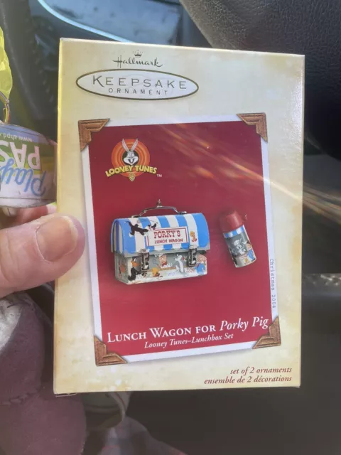 Hallmark Keepsake 2004 Lunch Wagon For Porky Pig Looney Tunes Ornament Set