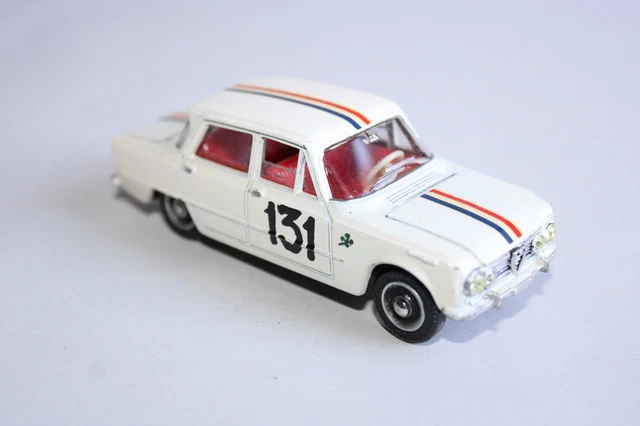 DINKY TOYS ALFA ROMEO GIULIA 1600 TI - 514 (Neu und originalverpackt) in Chêne-Bourg für CHF 41 DINKY TOYS ALFA ROMEO GIULIA 1600 TI - 514 (Neu und originalverpackt) in Chêne-Bourg für CHF 41