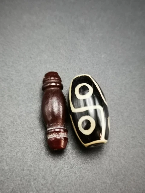 2PCS OLD Wonderful Rare Power Tibetan Natural Agate Dzi Bead Amulet R58