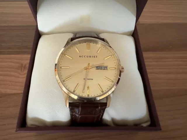 Accurist Men's Watch 7234 Cal2305 New