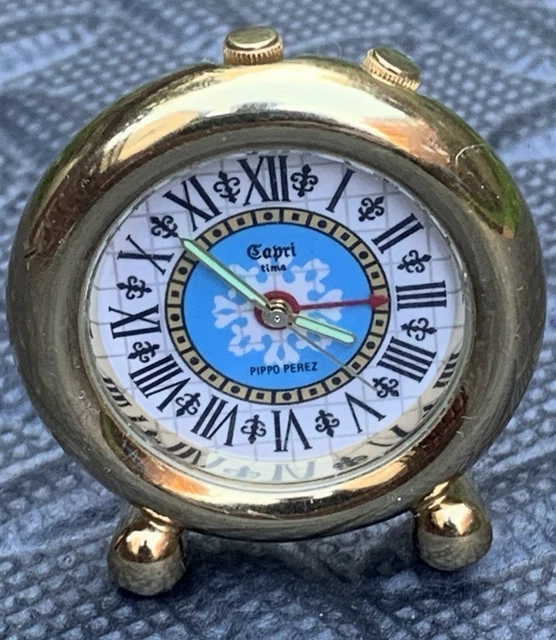 Trenkle Pendulette en Miniature de la Forêt Noire Maison Suisse TU 504 SQ