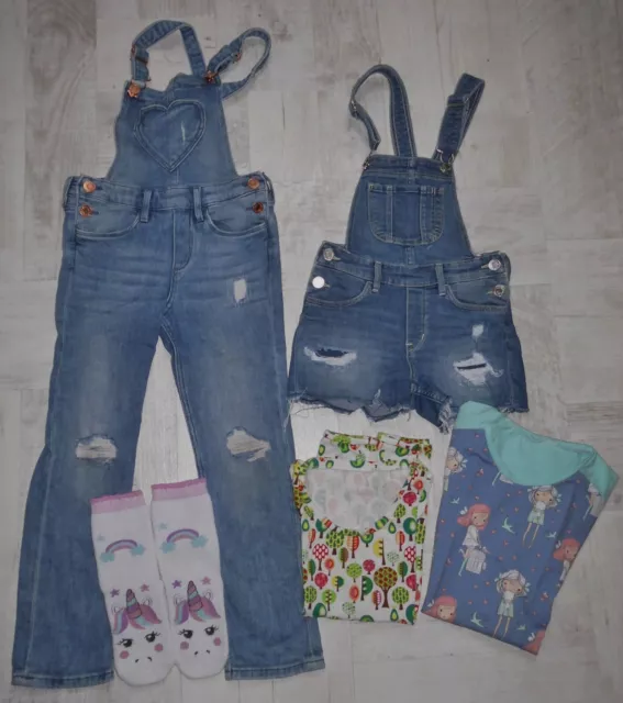 Mädchen Bekleidungs-Paket Gr 122 2 H&M Jeanslatzhosen + 2 Handarbeit Tshirts