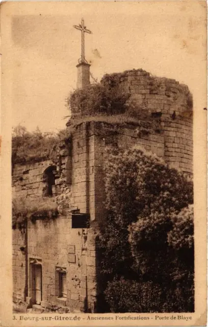 CPA Bourg sur Gironde Ancient Fortifications Porte de BLAYE (686379)