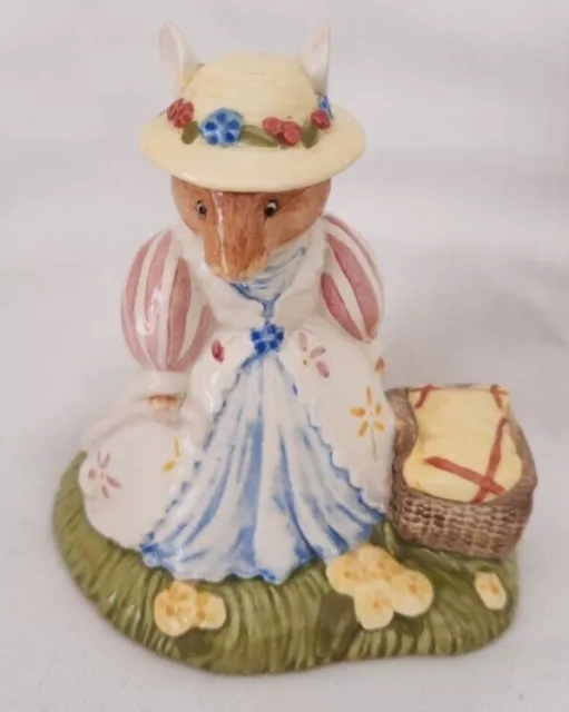 Royal Doulton Brambly Hedge Lady Woodmouse DBH32 (Perfect)