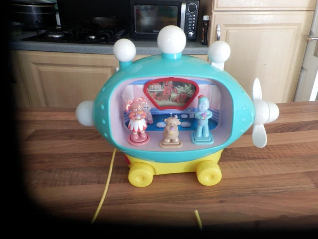 Cbeebies Pull CBEEBIES IN THE Night Garden Pull Along Pinky Ponk Light Sound ...