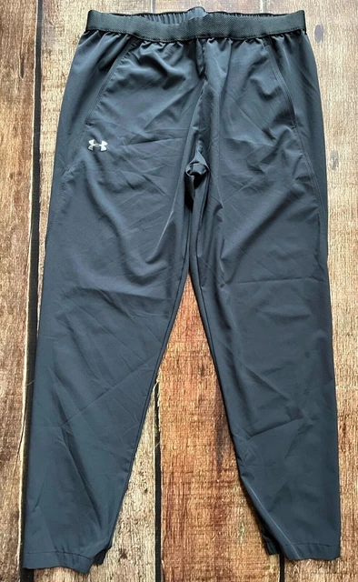 Under Armour Cropped Workout Pants Gray Mens Medium Excellent Condition