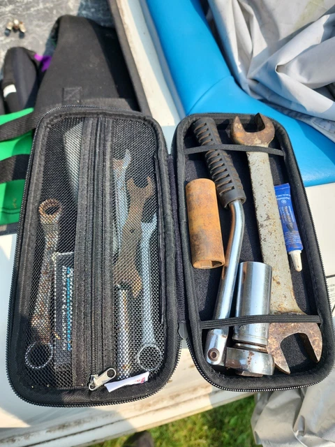 Kit de herramientas hágalo usted mismo portador. Estuche pequeño para herramientas. Barcos, bicicletas, UTV, coches. ¡Cierre!