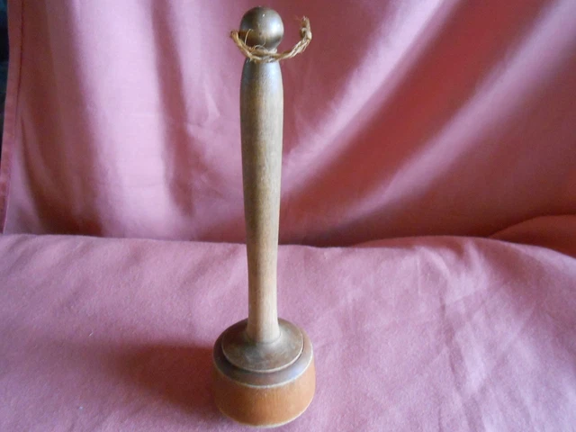 Ancien Pilon En Bois Art Populaire Français - Années 60, Longueur 23.5 Cm, Bon état
