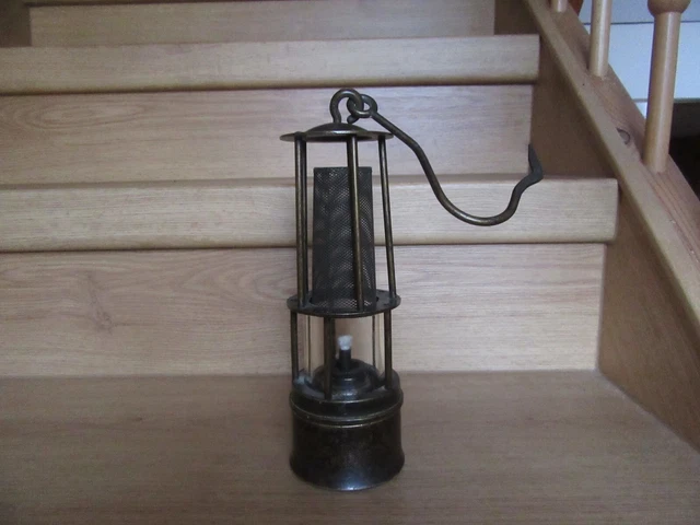 Bergbau, Grubenlampe 25 cm hoch ohne Haken mit 40 cm 8 cm Durchmesser