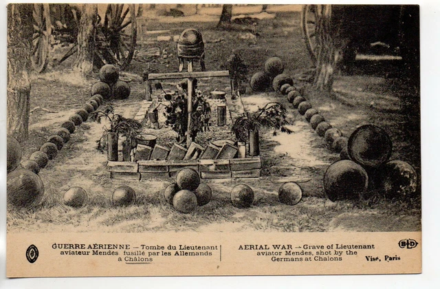 CHALONS SUR MARNE - Marne - CPA 51 - Militaires - Tombe Lieut. Aviateur Mendes