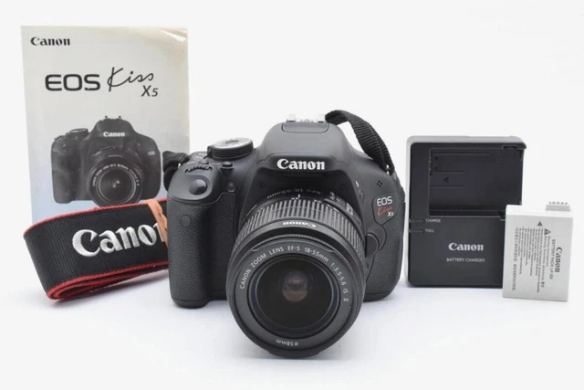 CANON EOS KISS X5 Camera Kit Shutter 3815 Excellent