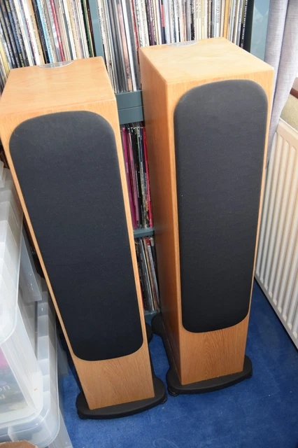 PAIR OF MONITOR Audio Silver RS6 Speakers in Natural Oak £200.00 ...