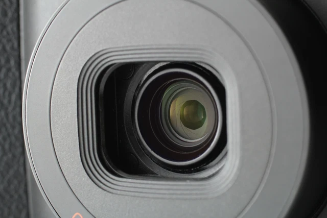 SH: 397 [MINT in Box ]  RICOH GR 16.2 MP Digital Compact Camera BlackFrom JAPAN 2