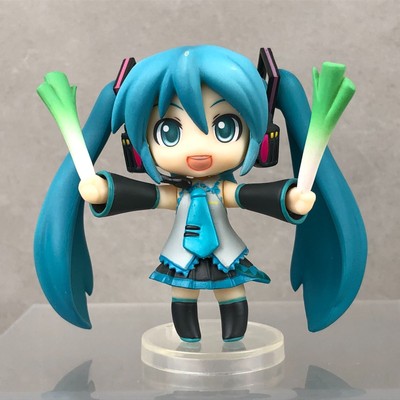love ward miku figure