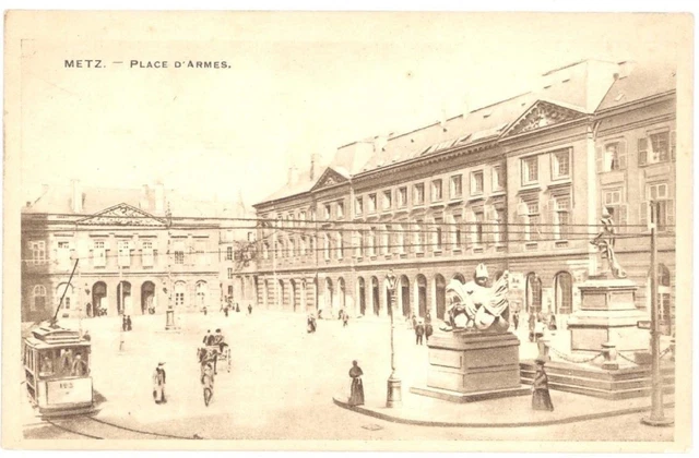 CPA 57 - METZ (Moselle) - Place d'Armes (small animation, tram)