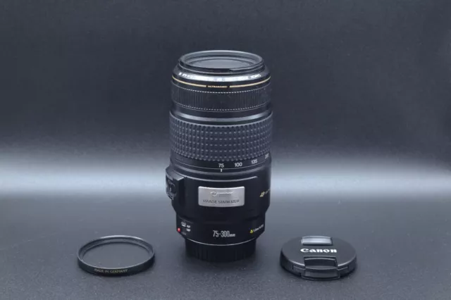 Canon Zoom Lens EF 75-300 mm 1:4-5,6 IS USM / #1560 / Zustand: SEHR GUT