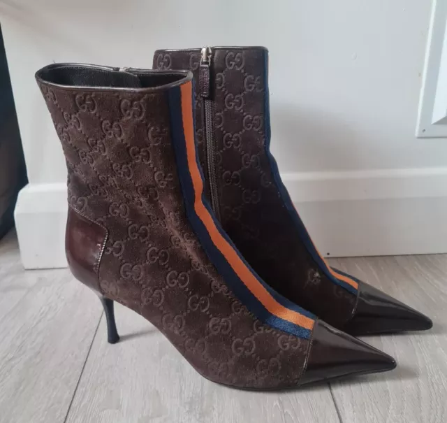 Stivali Gucci taglia 4,5 UK marrone scuro pelle scamosciata Guccissima punta punta alla caviglia cerniera VINTAGE