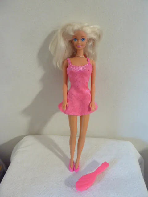 Figurine Pop Barbie #8 pas cher : Barbie Fêtes de fin d'années