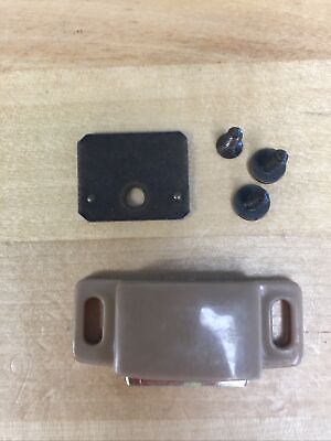 (Set of 25) BP9793-PT Amerock Magnetic Cabinet Catch - Latch (Tan)