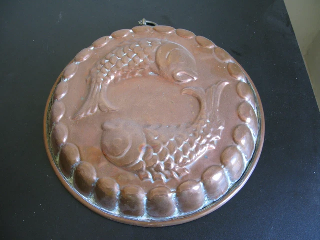 N° 6 - 5 ANCIENS MOULES A GATEAU 7.5 cm | UK