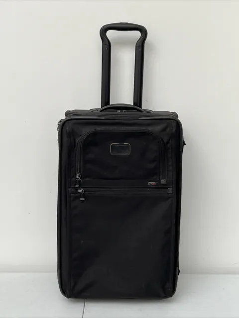 Tumi Continental Alpha 2 Expandable 22" Carry On 2 Wheel Luggage 22022DH Black