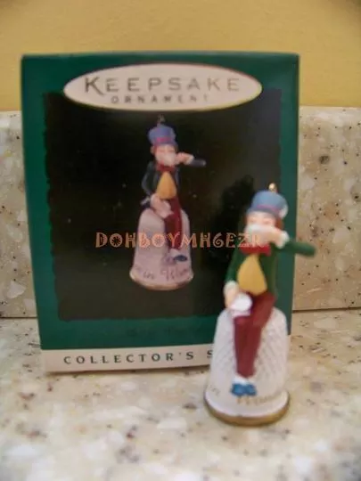 Hallmark 1996 Alice in Wonderland miniature Thimble mad hatter Ornament