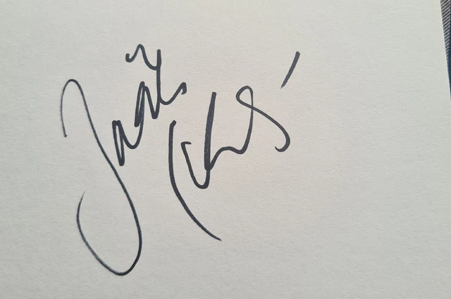 Zaraah Abrahams Hand Signed 6 X 4 White Card Eastenders Chelsea Fox