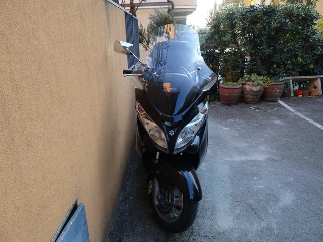 Suzuki Burgman400, 2009, 36000km Suzuki Burgman400, 2009, 36000km