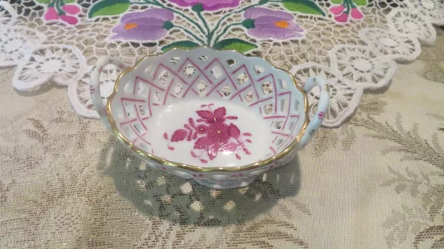 Herend Raspberry  Chinese Bouquet  Pattern Hand painted Porcelain Basket