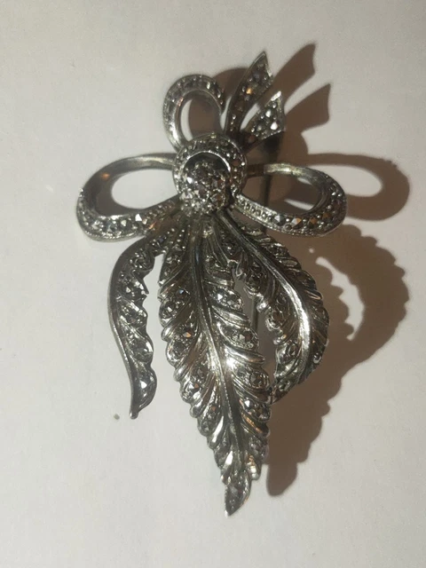 Broche Ancienne En Argent Avec Strass Et Cristaux - Motif Sanglier, Vintage Sans Marque